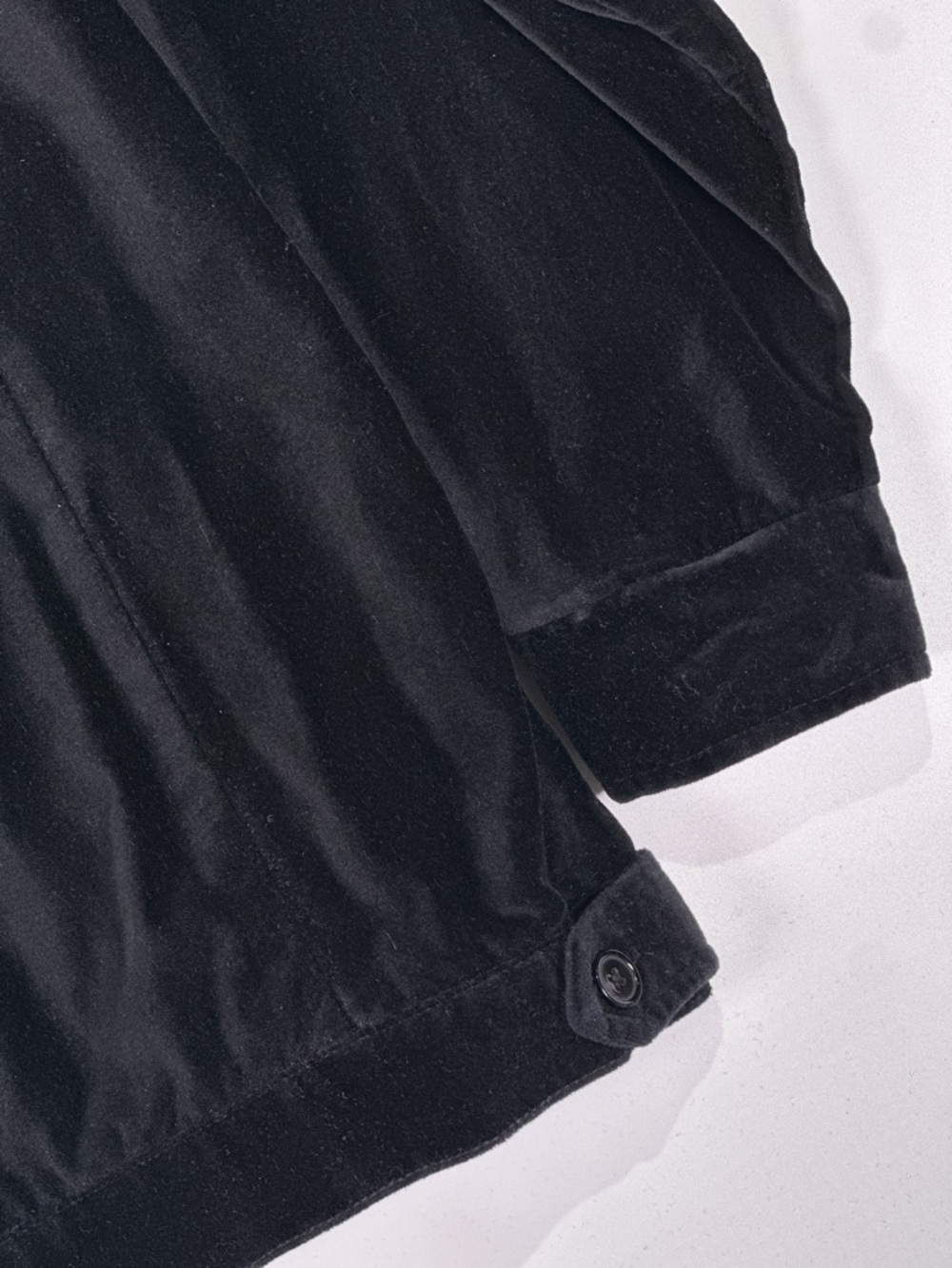 Quacker Factory Shacket Rose Embroidered Rhinestone Velvet Black Medium - Picture 8 of 12